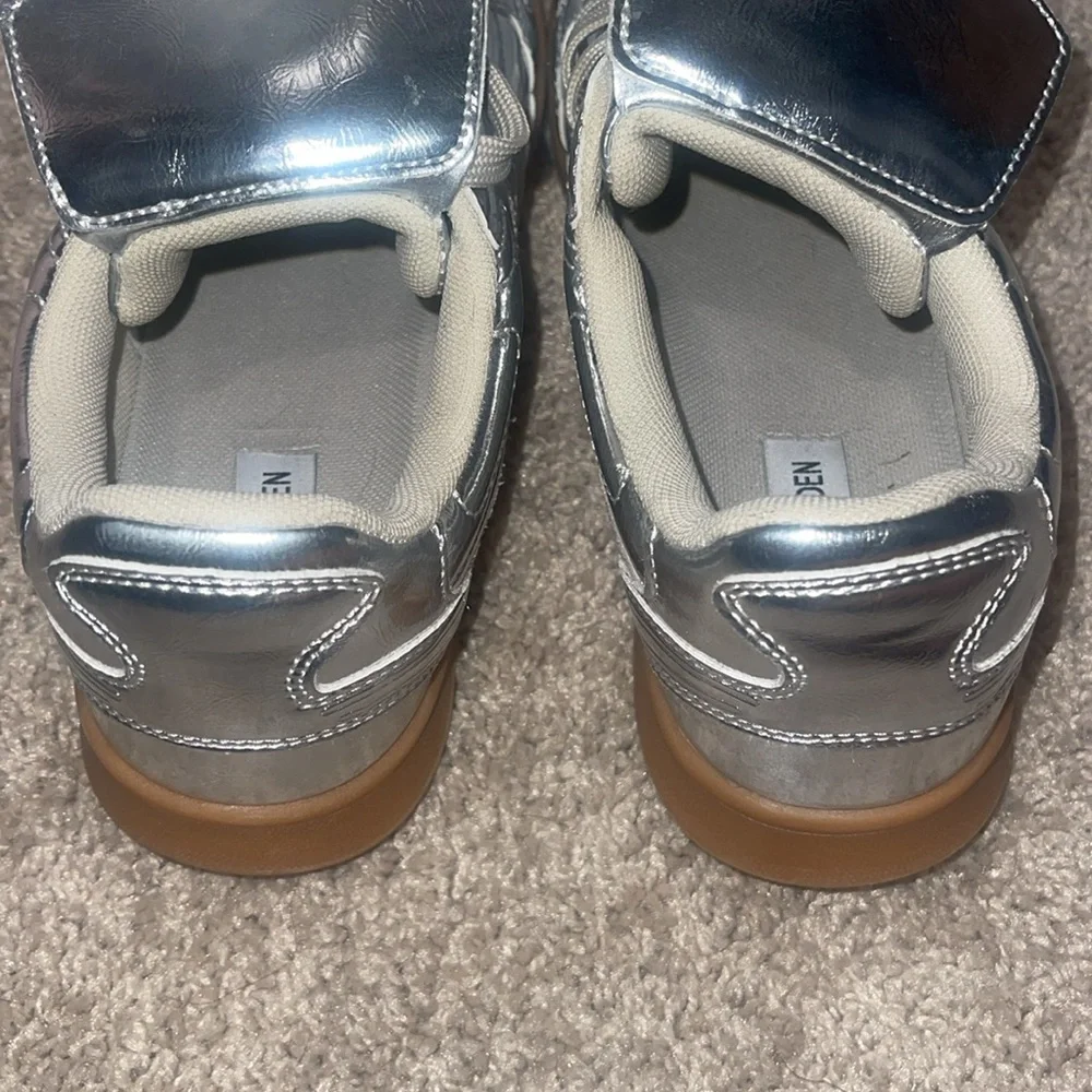 Size 9 worn once Silver Metallic Sneakers - Picture 4 of 4